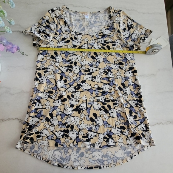 Lularoe Disney Mickey Mouse Graphic High Low Tee Size Medium - Picture 7 of 10